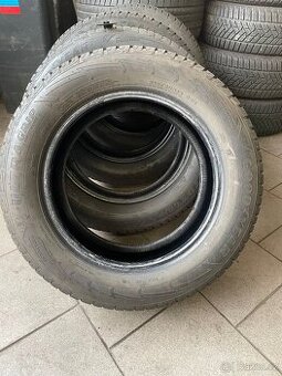 4x zimní pneu Goodyear 215/60 R16 99H