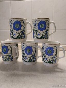 Sklo, porcelán