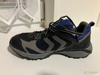 Sportovní armádní boty