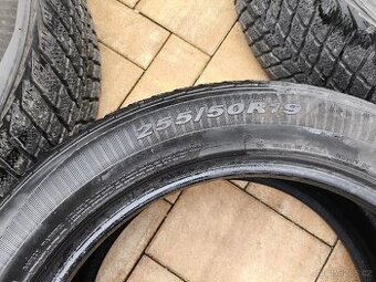 Zimní pneu Nexen 255/50R19