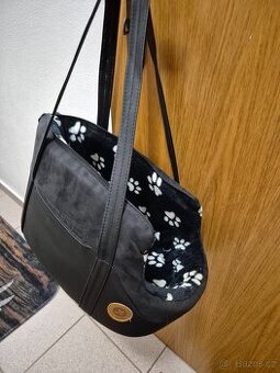 Tepla taška a deky pro pejska použito max 5x nechce  v ní bý