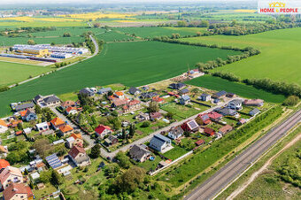 Prodej prostorného domu 7+kk, Cerhenice