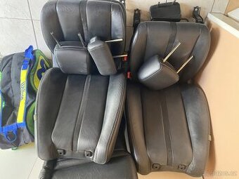 Mazda cx-7 sedadla