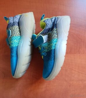 Chlapecké boty vel 24