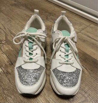 Módní tenisky vel. 40