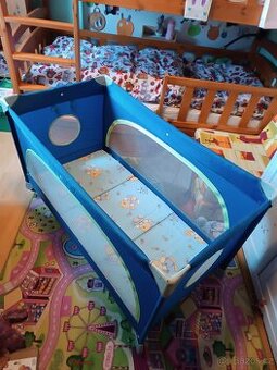 Dětská cestovní postýlka s matrací