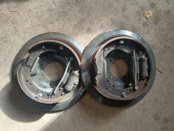 Prodám štíty Škoda 1203