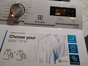 pracka vrchem plnena