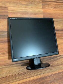 Monitor LG Flatron