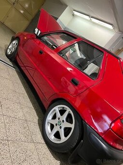 Stavitelný podvozek KW Škoda Felicia