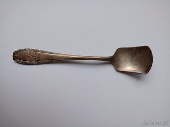 Postříbřená lžíčka s monogramem (ES), 6x.