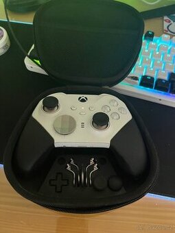 Xbox elite series 2 ovladač s nabíjecí stanicí