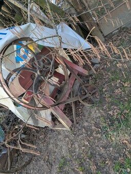 Řezačka na kopřivy