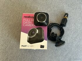 Kamera do auta NICEBOY PILOT Q2 Wifi 32GB karta