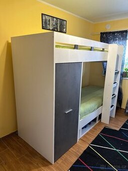 Bílá dětská palanda se skříní