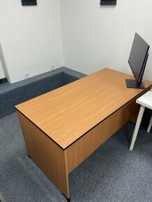 Kancelářský nábytek - 1