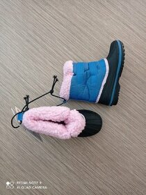 Dívčí zimní boty vel. 26 nové