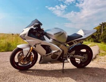 kawasaki ninja zx-6R