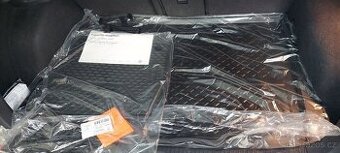 VW Volkswagen 7 VII. nové gumové originální koberce a vana