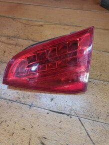 Audi a4 b8 zadní světlo