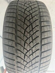 GOODYEAR zimní pneu 275/40 R21 107V TOPSTAV vzorek 7,5mm