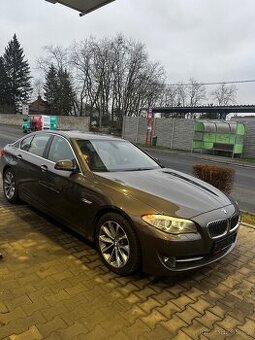 BMW F10 523i