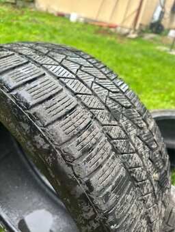 Auto kola 225/40 R19 Continental