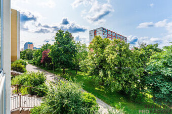 rodej bytu 3+1, 74 m², Praha 8 - Troja, ulice Mazurská