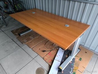 Elektricky polohovatelný stůl Hobis 160x80