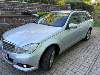 Mercedes-Benz C 220 CDI (W204) – 2012
