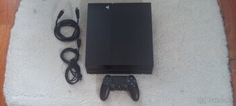 Prodám playstation 4 500GB