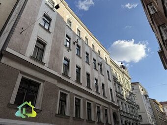 Pronájem skladu 5,6m2, Praha 1 ul. Školská, ev.č. 00818