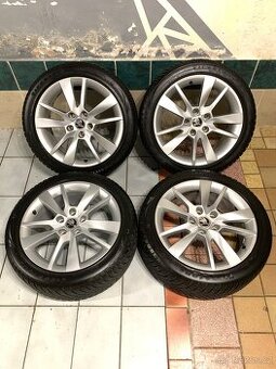 Alu kola Škoda R17 5X112 ZÁNOVNÍ ZIMNÍ PNEU 225/45 R17 TRIUS
