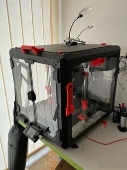3D tiskárna MK4S + Podložky + Original Prusa Enclosure