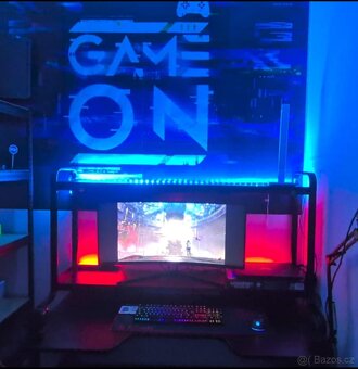 FREDDE Herní stůl_IKEA
Herní stůl