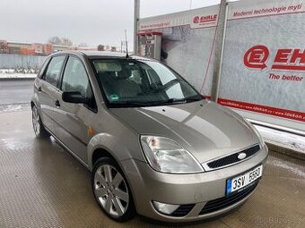 Ford Fiesta 1.4 TDCI. R. 2005. Vytápěná sedadla   Klima