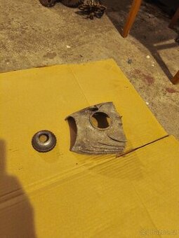 Kryt karburátoru Jawa 250/353