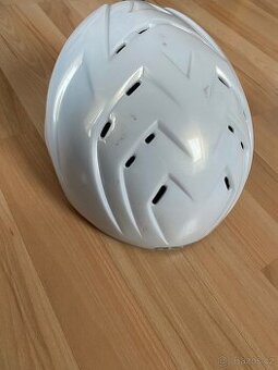 Dámská lyžařská helma