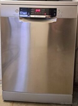 Volně stojící myčka nádobí BOSCH, nerez.