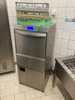 MYČKA NA NÁDOBÍ a podnosy Winterhalter UC-XL