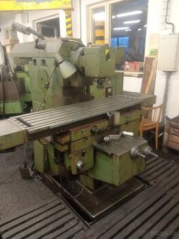 Frézka universální