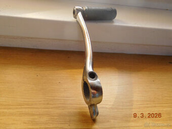 startovací páka jawa