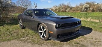 Dodge Challenger 5.7 HEMI V8 (2019) – R/T, 117 tis. km