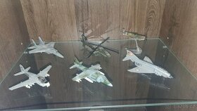 Kovové modely vojenských lietadiel