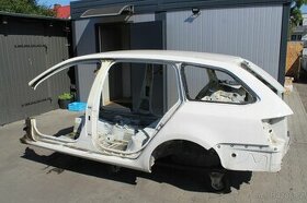 Škoda Octavia III zadní část karoserie střecha - 1