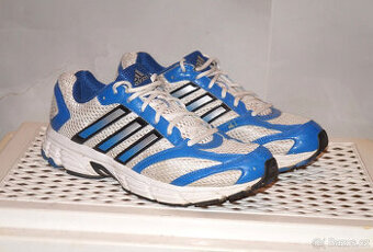 Tenisky sportovní boty 44 Adidas běžecká obuv vel. 28 (44EU)