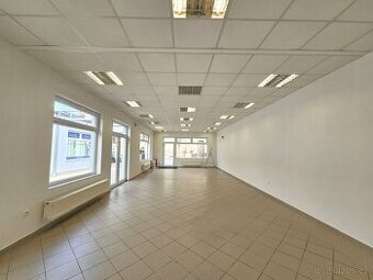 Obchod s výlohami v centru 71 m2, Kralupy nad Vltavou