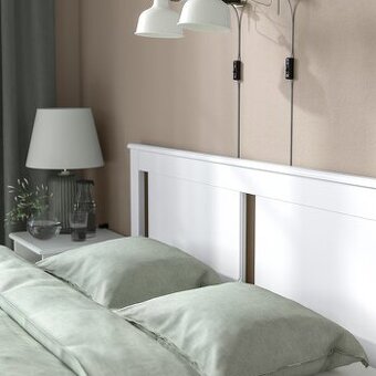Postel IKEA 160x200cm