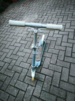 Koloběžka oxelo MID7