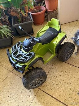 Čtyřkolka/auto/motorka